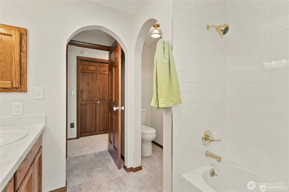 32424 58th Avenue S Auburn, WA 98001