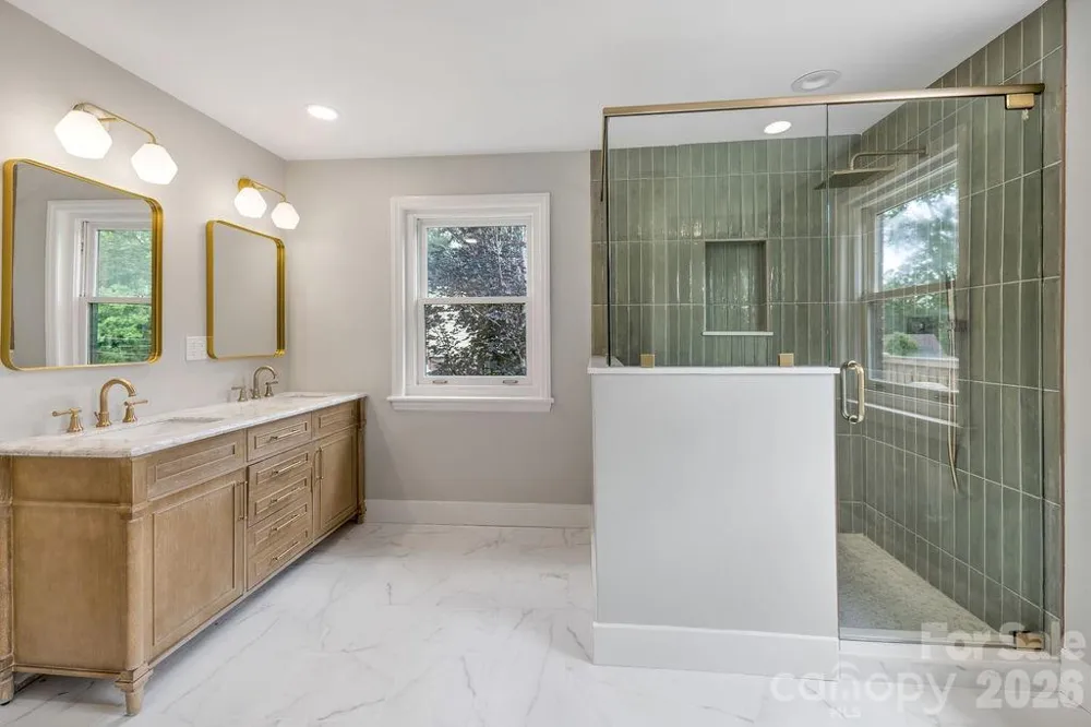 55 Cisco Road Asheville, NC 28805