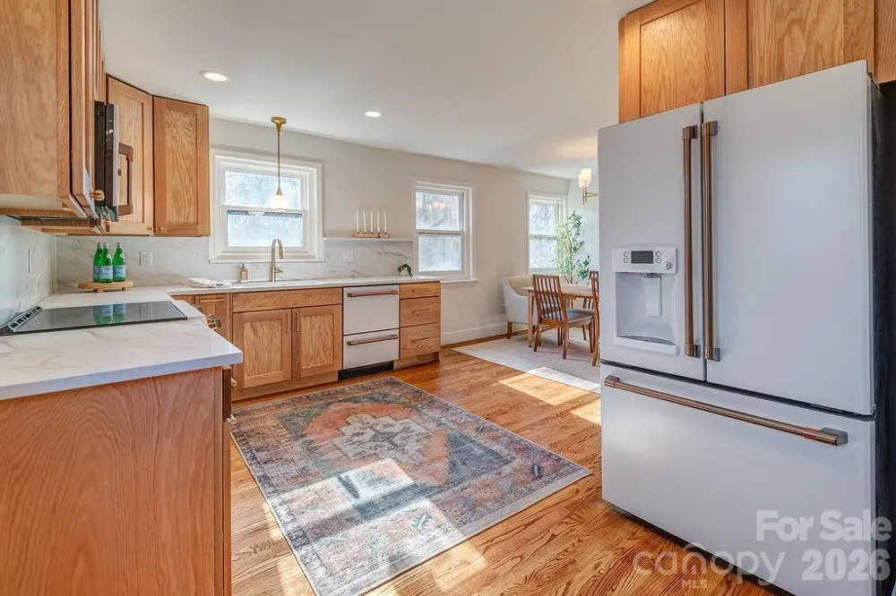 55 Cisco Road Asheville, NC 28805