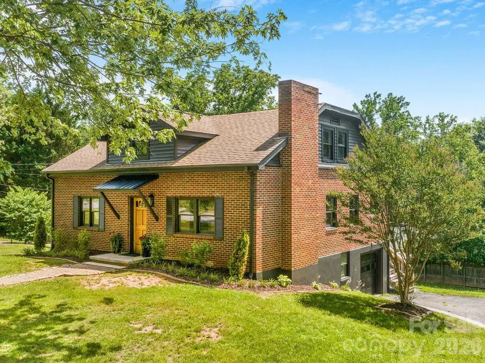 55 Cisco Road Asheville, NC 28805