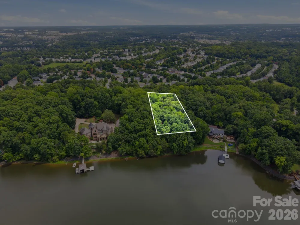 9704 Windygap Road Charlotte, NC 28278
