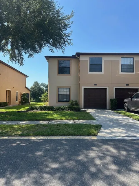 2516 EDGEWATER FALLS DRIVE