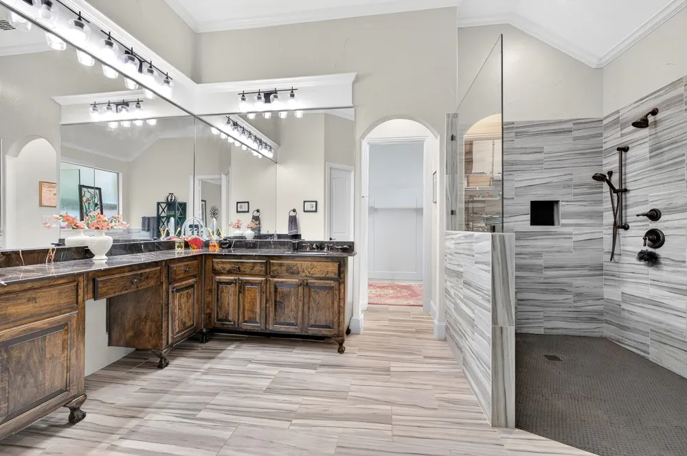 3617 Vineyard Way Farmers Branch, TX 75234