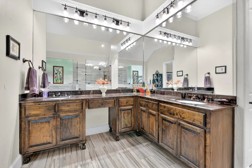 3617 Vineyard Way Farmers Branch, TX 75234