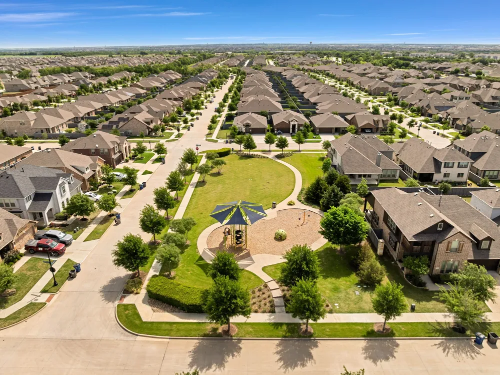 7521 Windy Meadow Drive Little Elm, TX 76227