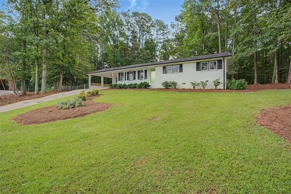 6501 Short Drive Winston, GA 30187