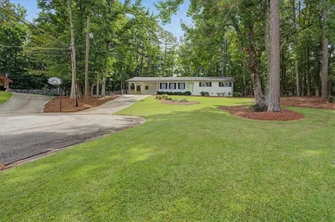 6501 Short Drive