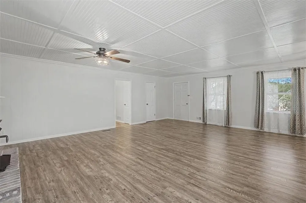 6501 Short Drive Winston, GA 30187