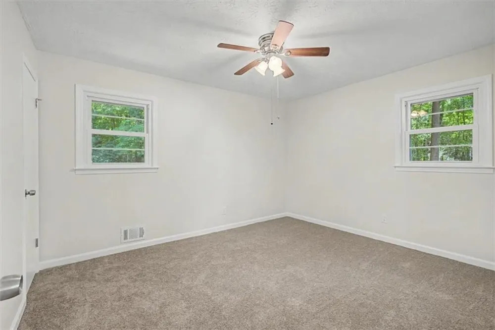 6501 Short Drive Winston, GA 30187