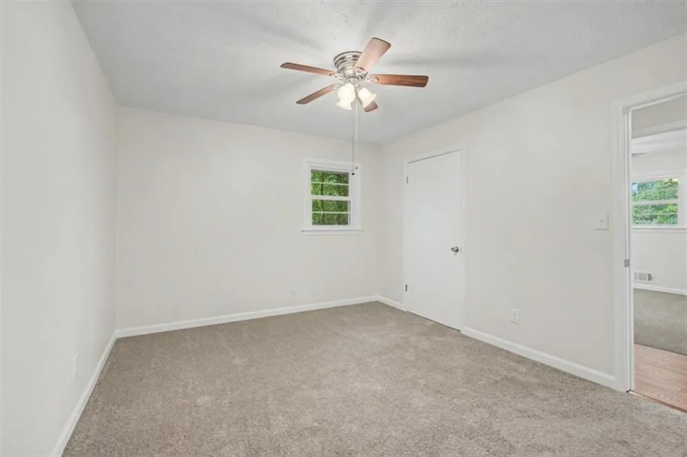 6501 Short Drive Winston, GA 30187