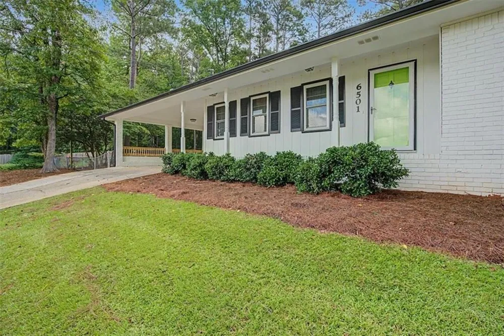 6501 Short Drive Winston, GA 30187