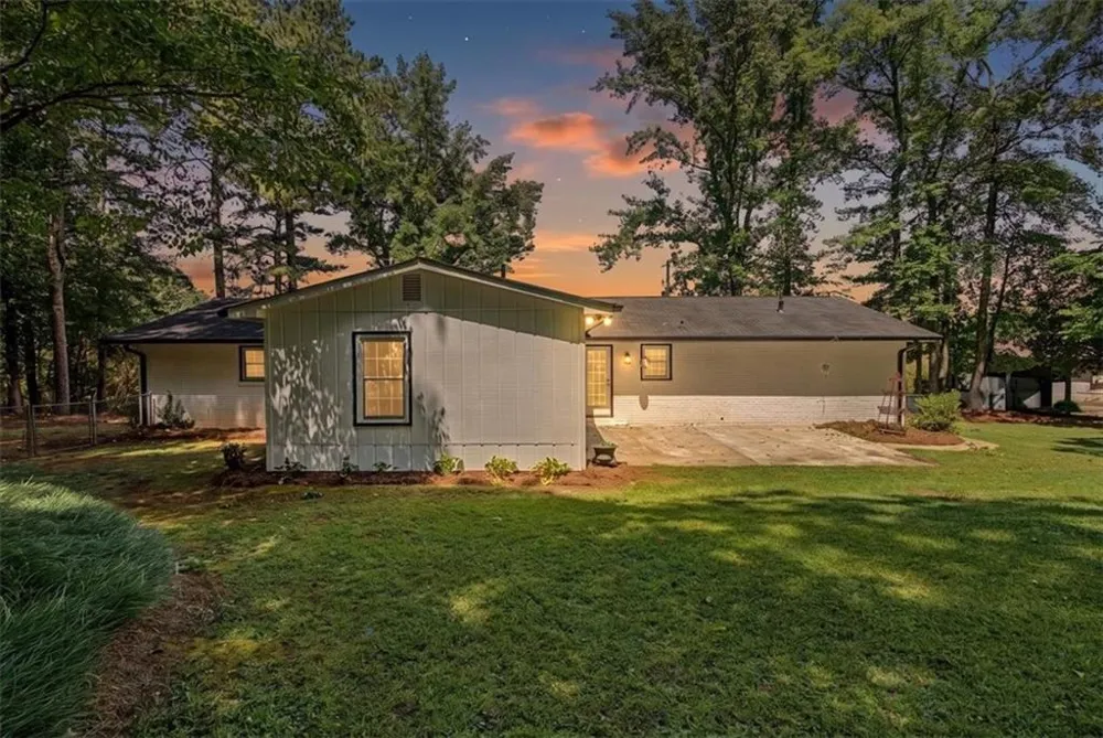 6501 Short Drive Winston, GA 30187