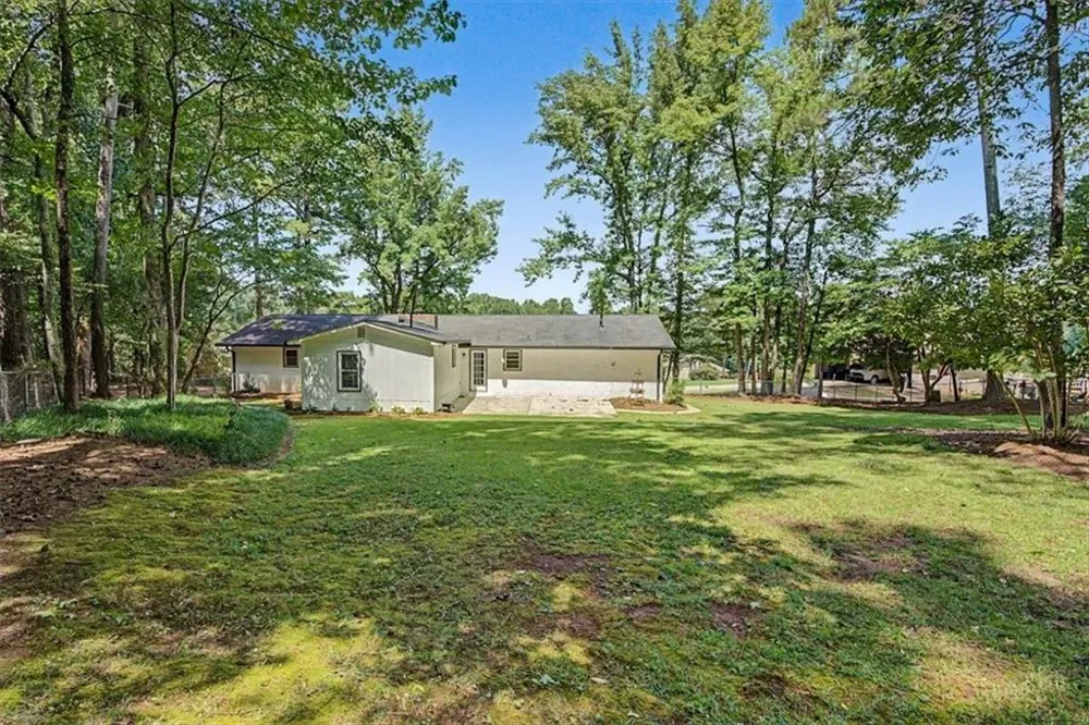 6501 Short Drive Winston, GA 30187
