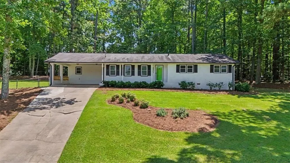 6501 Short Drive Winston, GA 30187