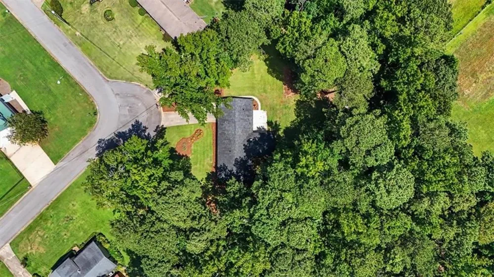 6501 Short Drive Winston, GA 30187