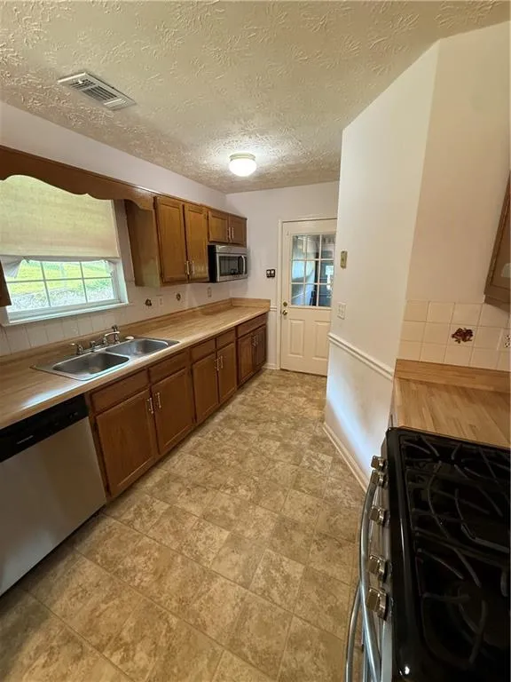 3897 SADDLECREEK DRIVE Douglasville, GA 30135