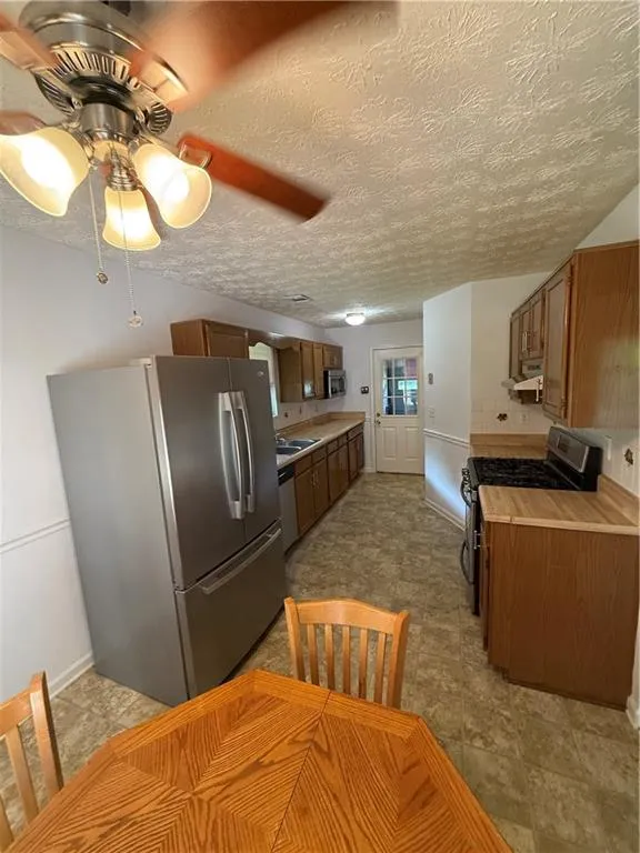 3897 SADDLECREEK DRIVE Douglasville, GA 30135