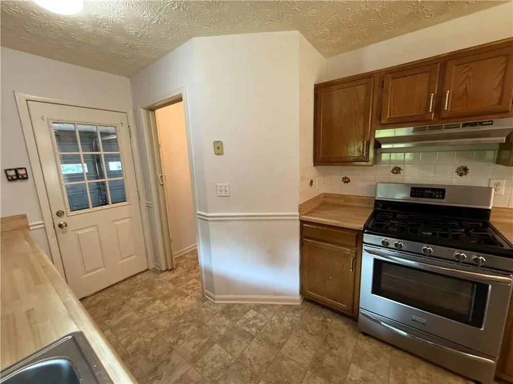 3897 SADDLECREEK DRIVE Douglasville, GA 30135