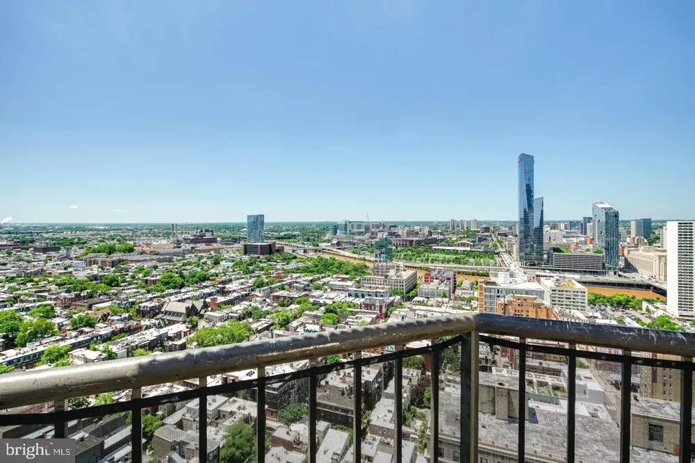2018 WALNUT STREET #29K Philadelphia, PA 19103