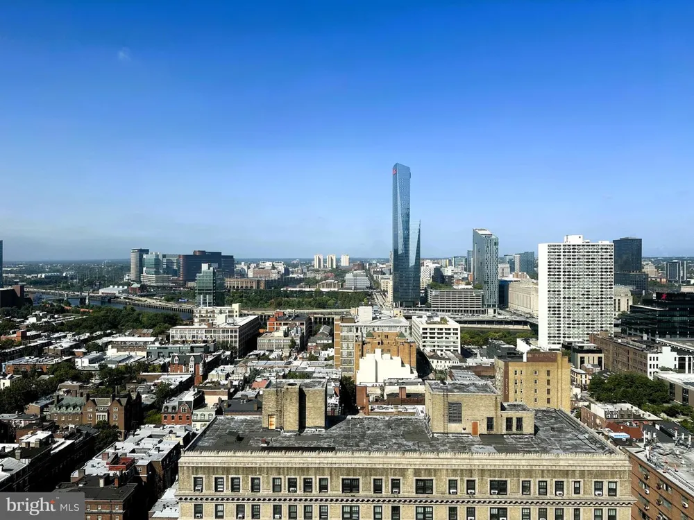 2018 WALNUT STREET #29K Philadelphia, PA 19103