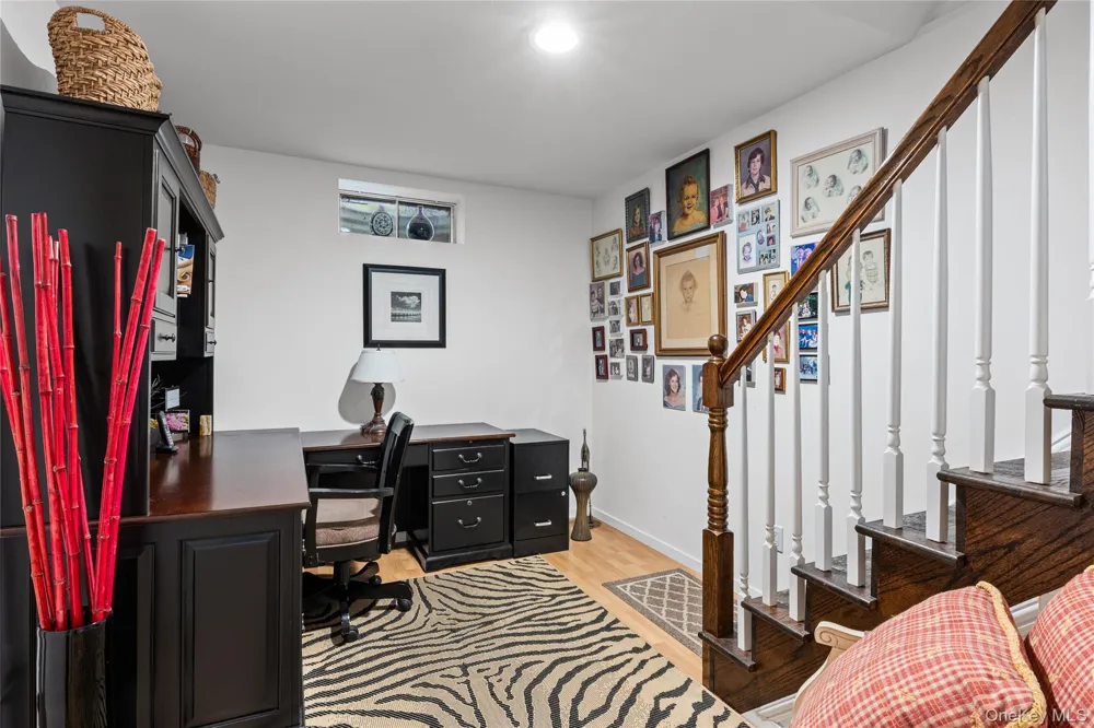 400 Noyack Road #E2 Southampton, NY 11968