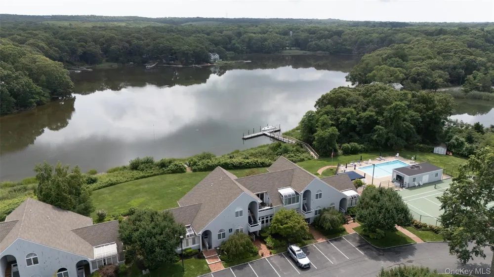 400 Noyack Road #E2 Southampton, NY 11968