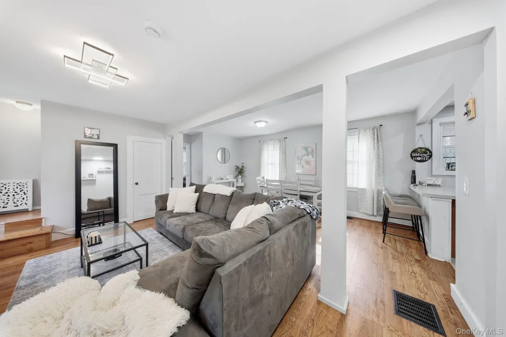 124 Bower Road Poughkeepsie, NY 12603