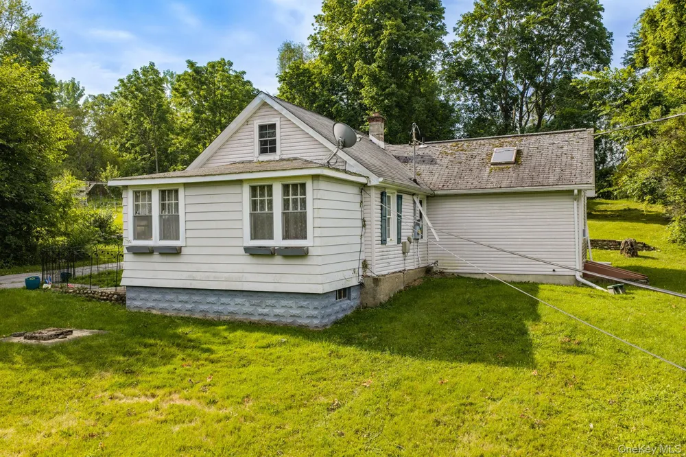124 Bower Road Poughkeepsie, NY 12603