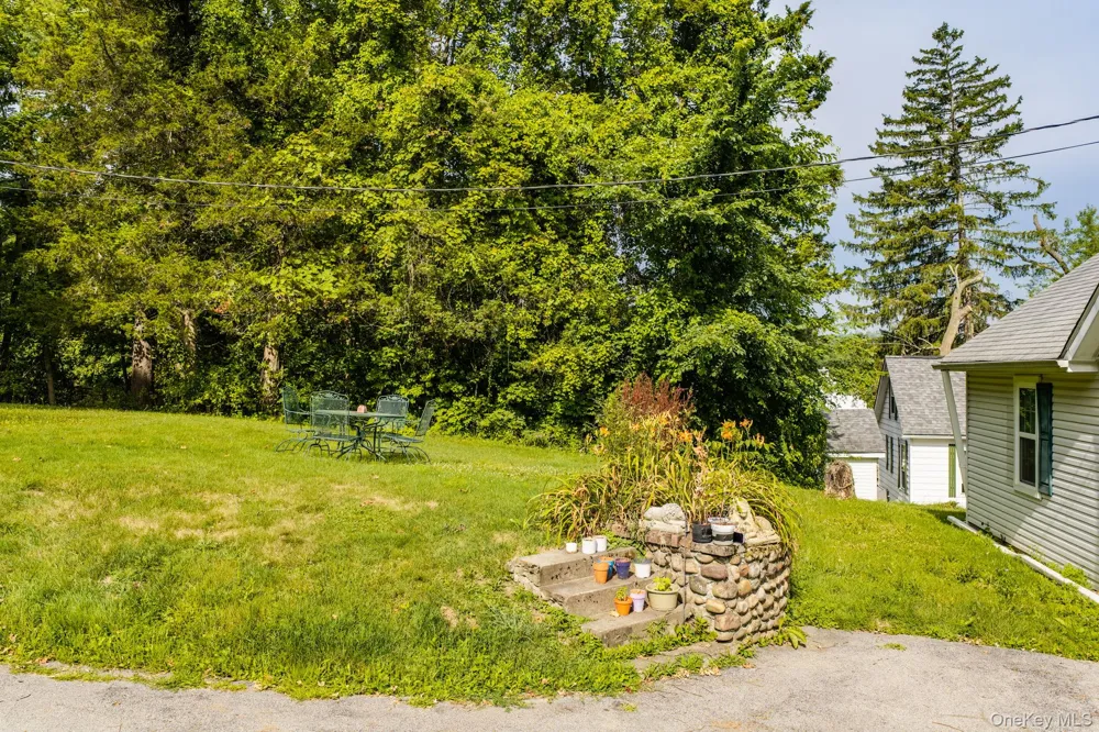 124 Bower Road Poughkeepsie, NY 12603