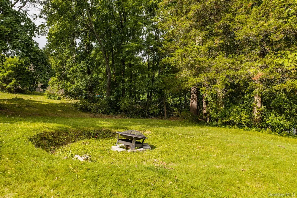 124 Bower Road Poughkeepsie, NY 12603