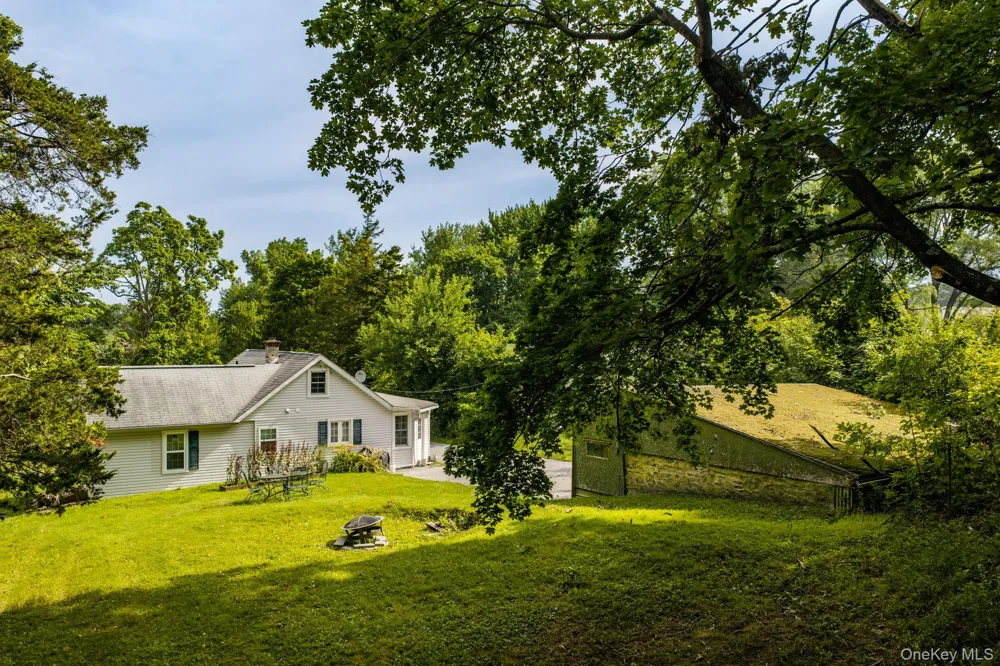 124 Bower Road Poughkeepsie, NY 12603