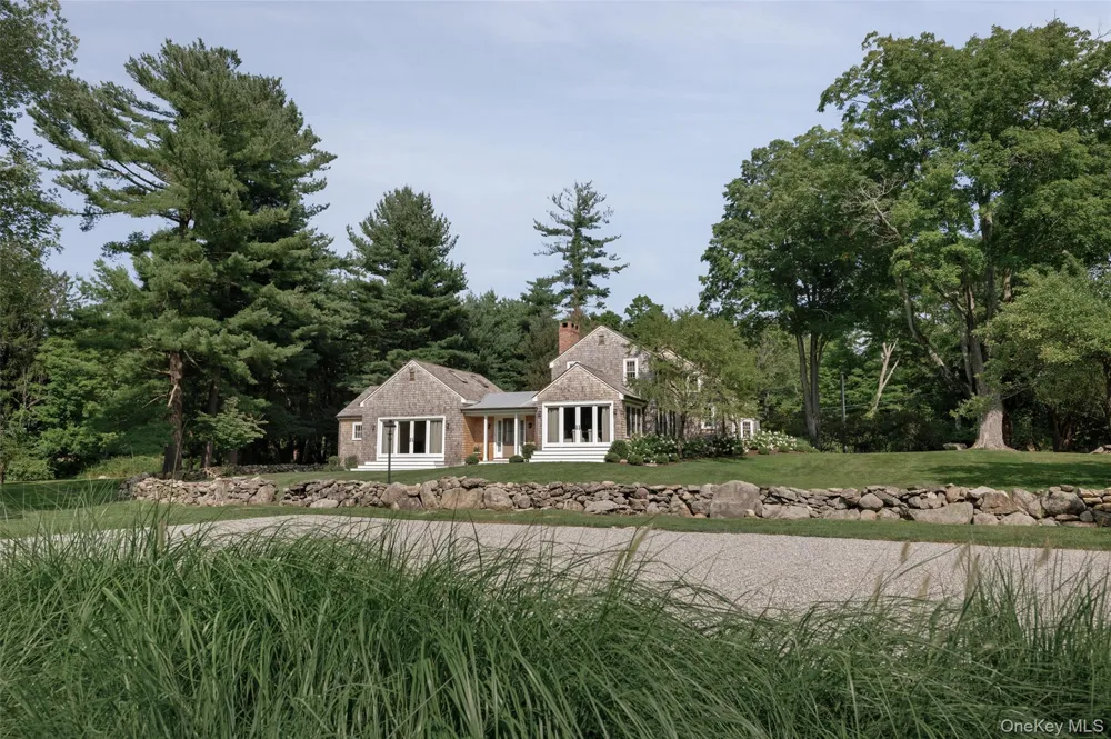 156 Old Stone Hill Road Pound Ridge, NY 10576