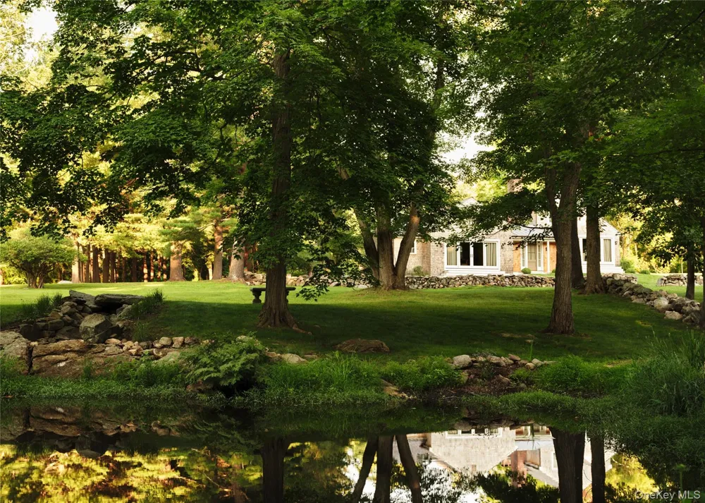 156 Old Stone Hill Road Pound Ridge, NY 10576