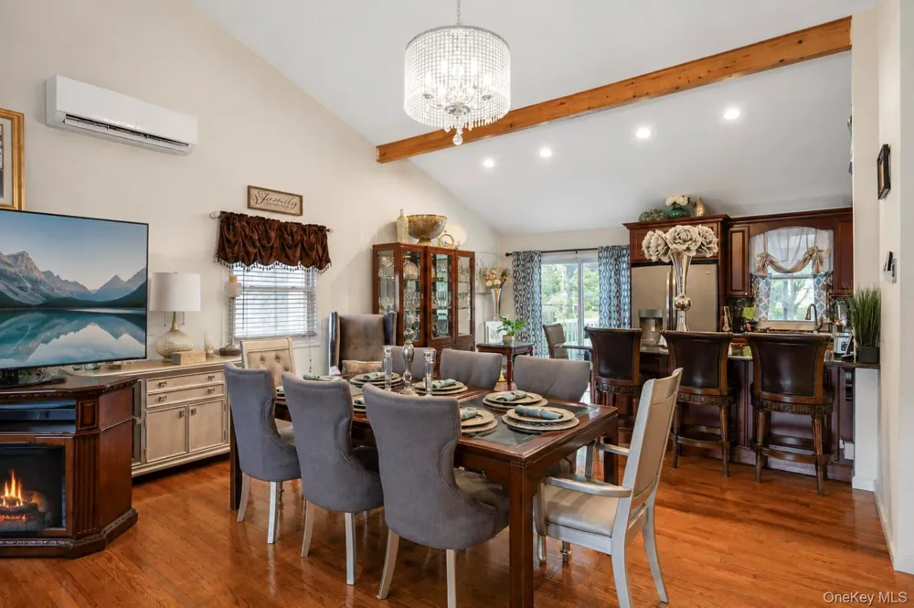 3 Humming Lane Coram, NY 11727
