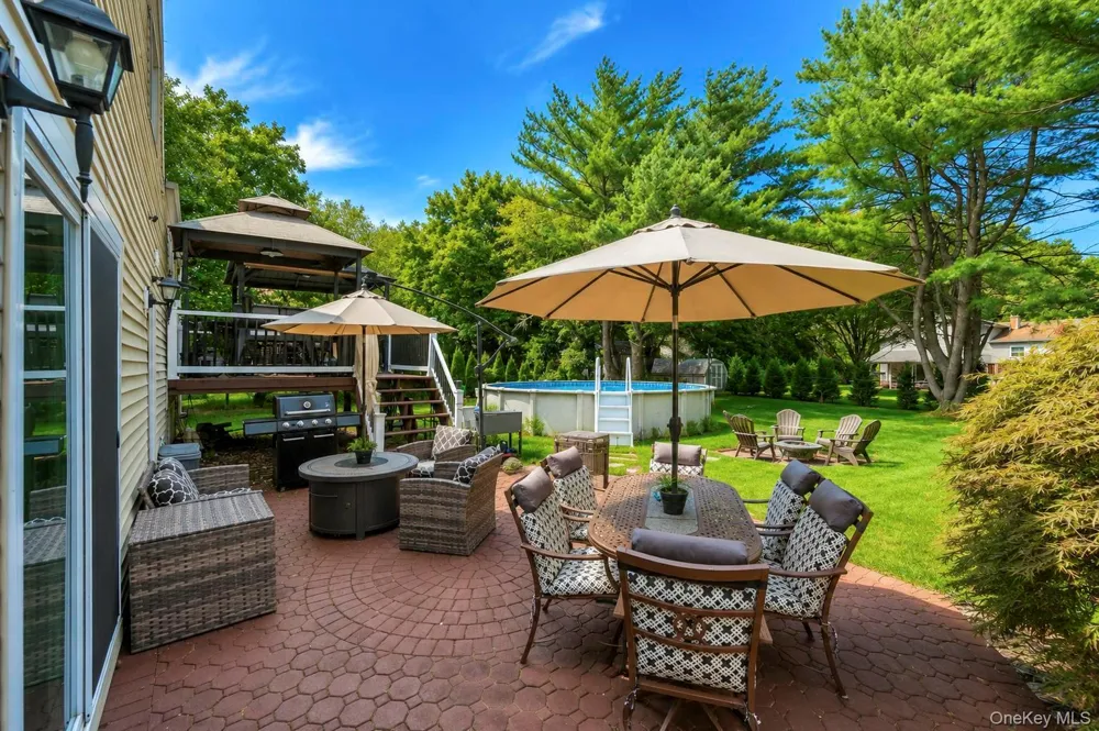 3 Humming Lane Coram, NY 11727