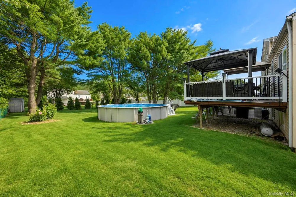3 Humming Lane Coram, NY 11727