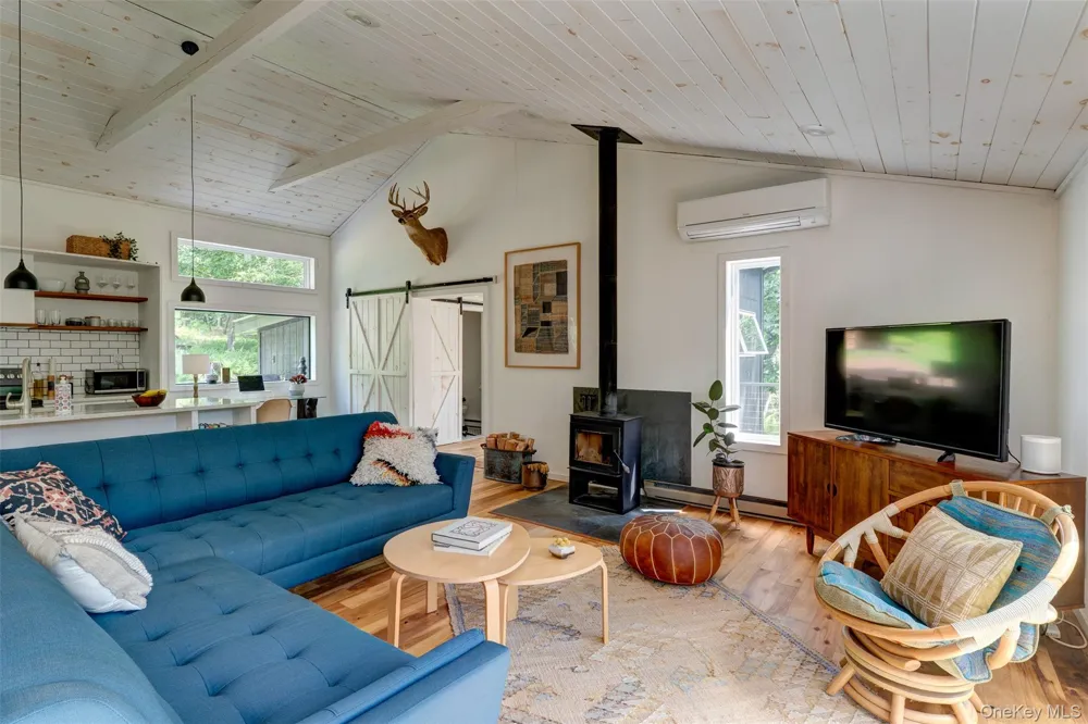 151 Hankins Road Narrowsburg, NY 12764