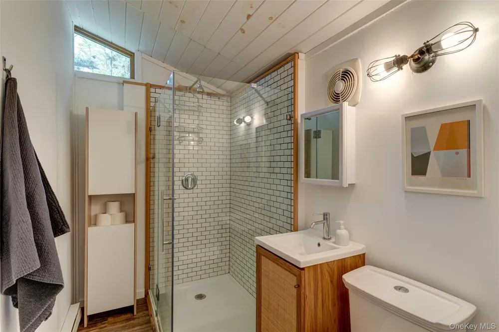 151 Hankins Road Narrowsburg, NY 12764