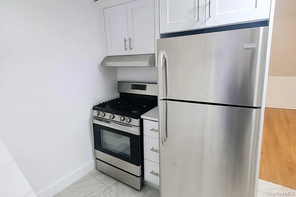308 40th Street Lindenhurst, NY 11757