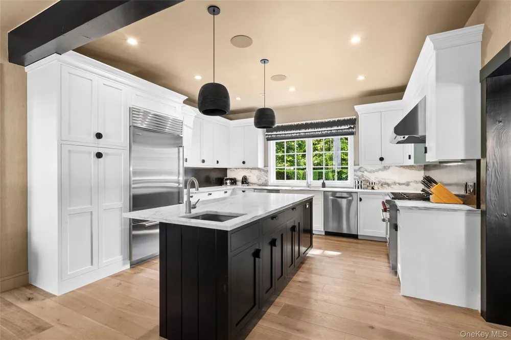 67 Buell Lane Extension East Hampton, NY 11963