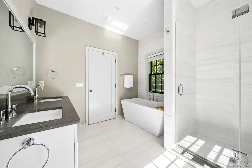 67 Buell Lane Extension East Hampton, NY 11963