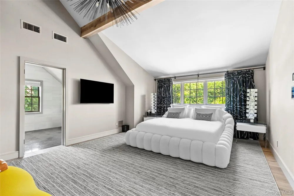 67 Buell Lane Extension East Hampton, NY 11963