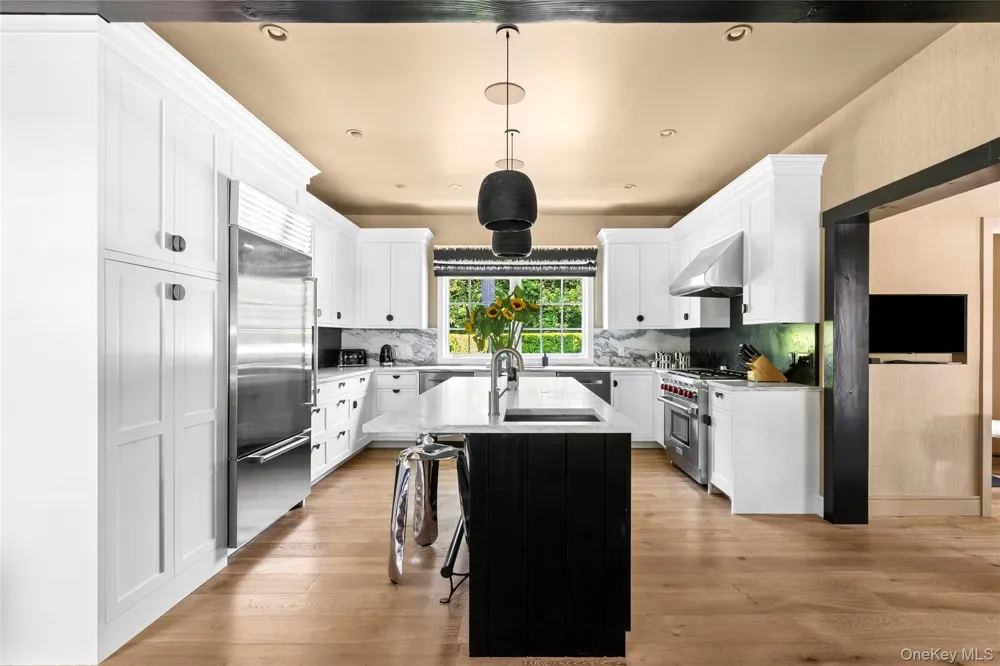 67 Buell Lane Extension East Hampton, NY 11963
