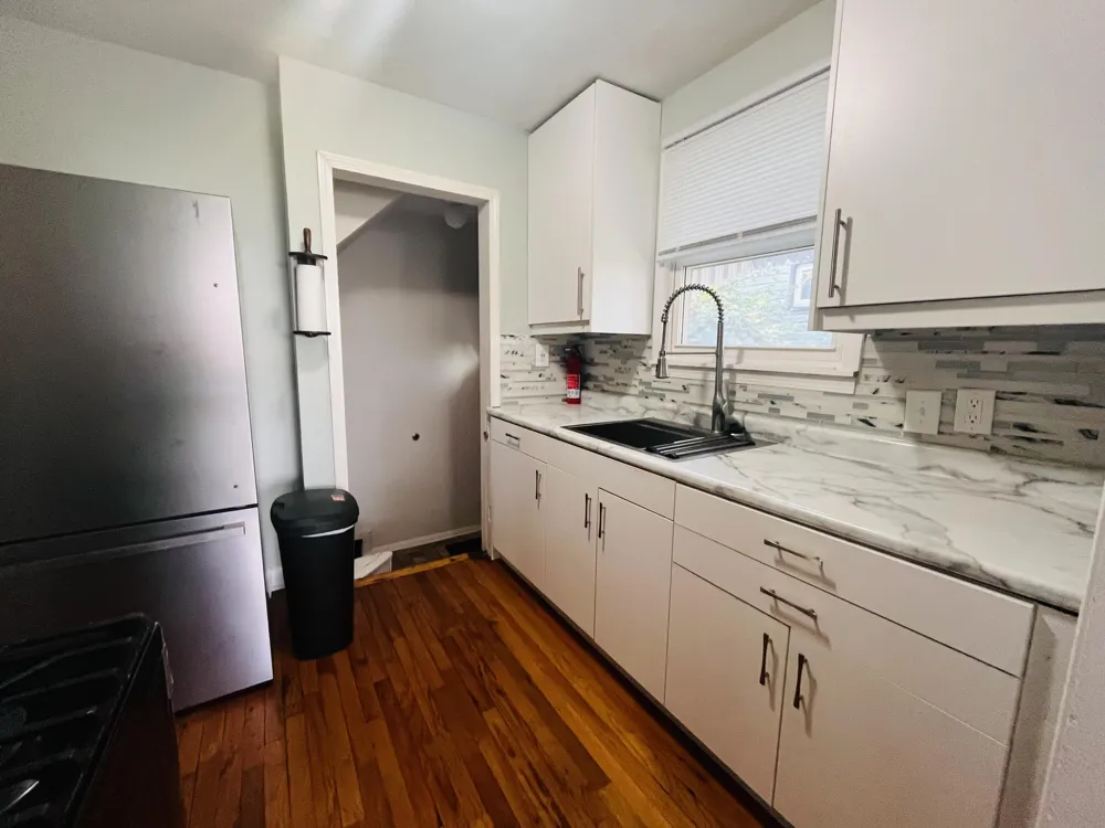 2009 Buckingham Avenue Lincoln Park, MI 48146