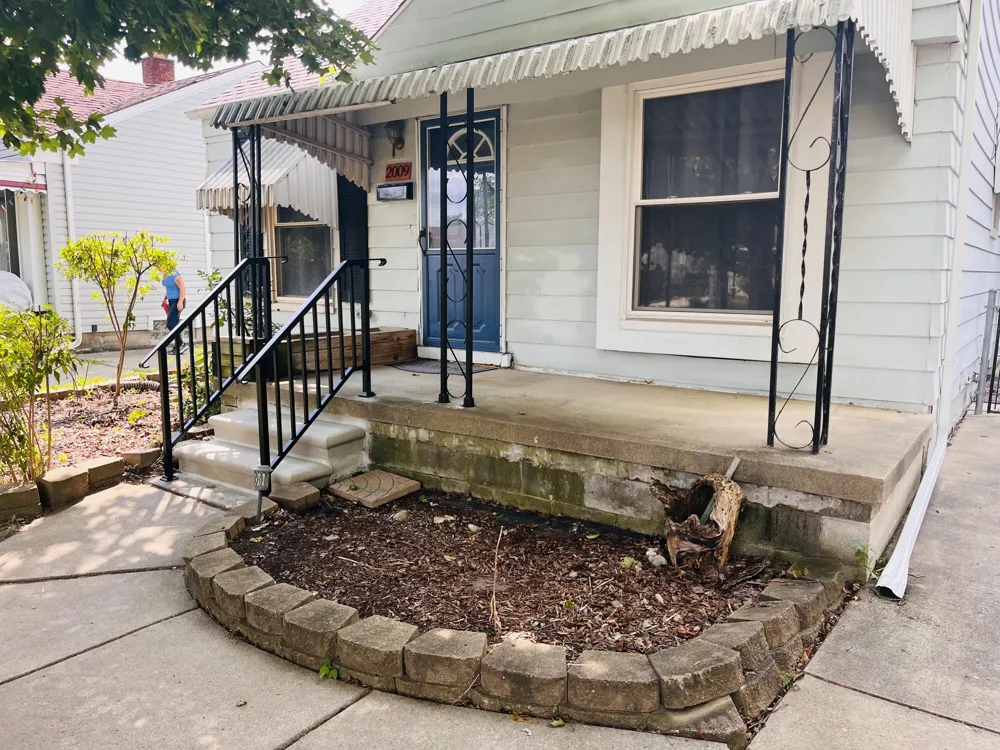 2009 Buckingham Avenue Lincoln Park, MI 48146