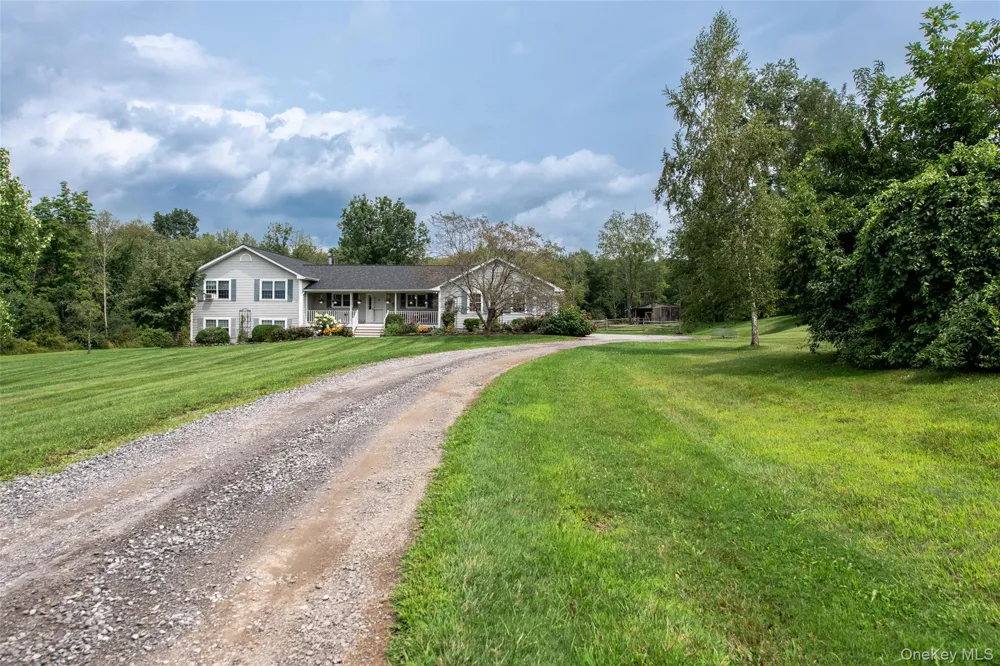 27 Verbank Club Road Verbank, NY 12585