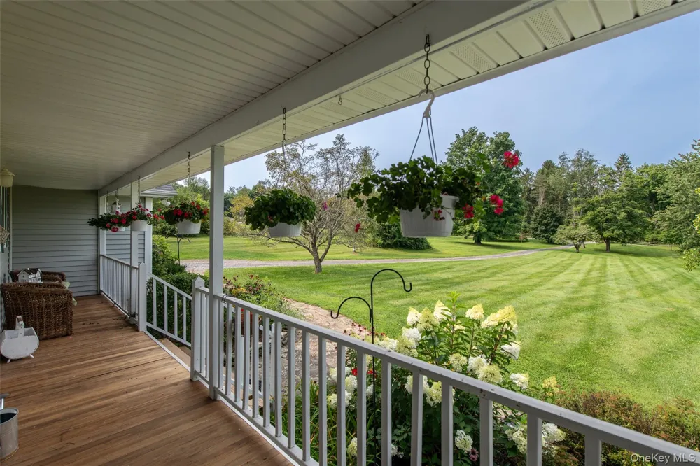 27 Verbank Club Road Verbank, NY 12585