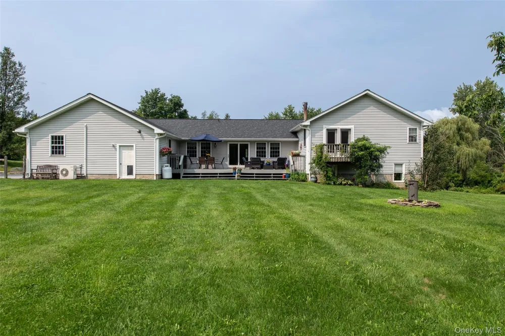 27 Verbank Club Road Verbank, NY 12585