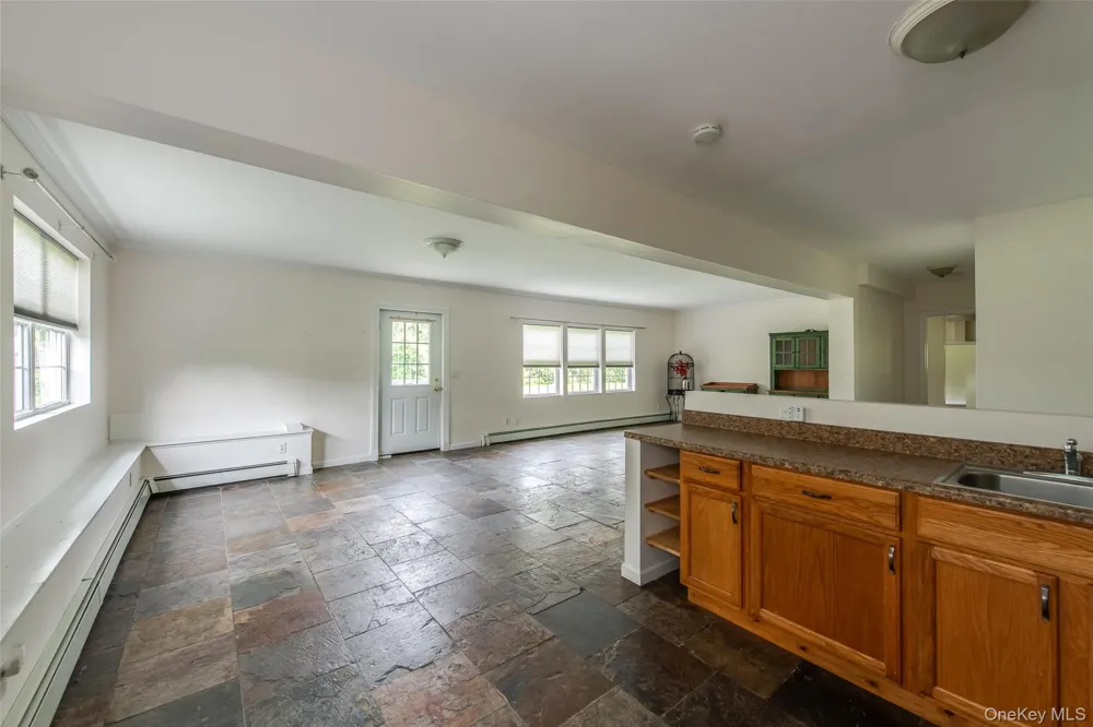 27 Verbank Club Road Verbank, NY 12585