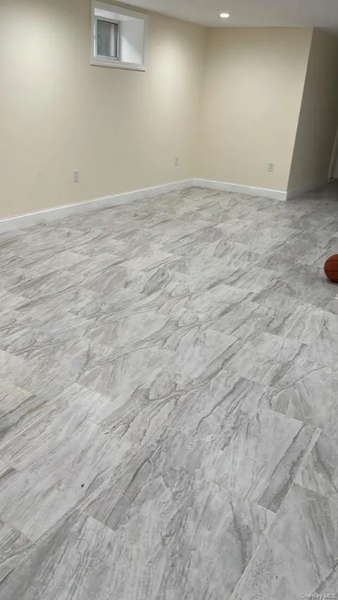165-19 Chapin Court